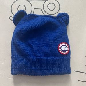 CANADA GOOSE
YOUTH/KIDS WINTER HAT CUB HAT BABY PBI - ROYAL PBI BLUE
